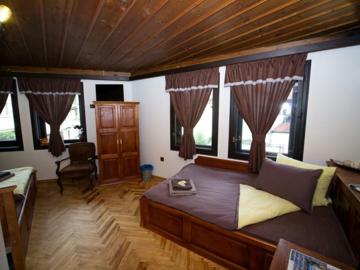 Hotel Gurme Haus Gabrovo Esterno foto